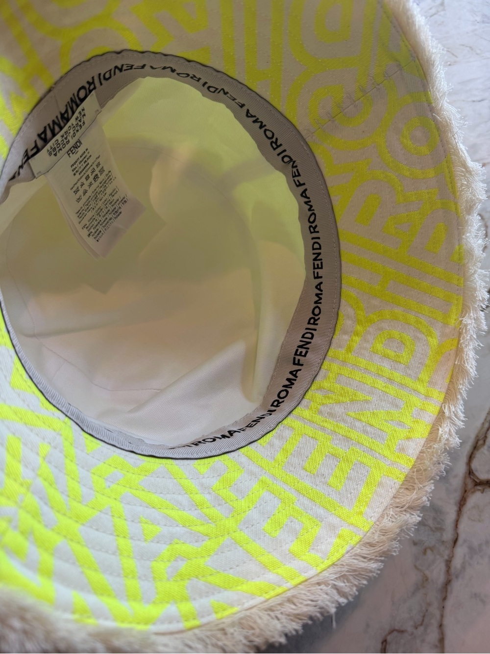 Fendi Neon Yellow Logo Fringe-Trim Bucket Hat - Picture 12 of 12